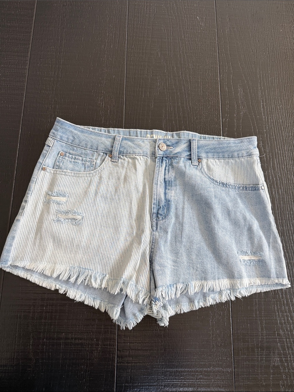 Rewash Two-Tone Light Blue Denim Shorts
